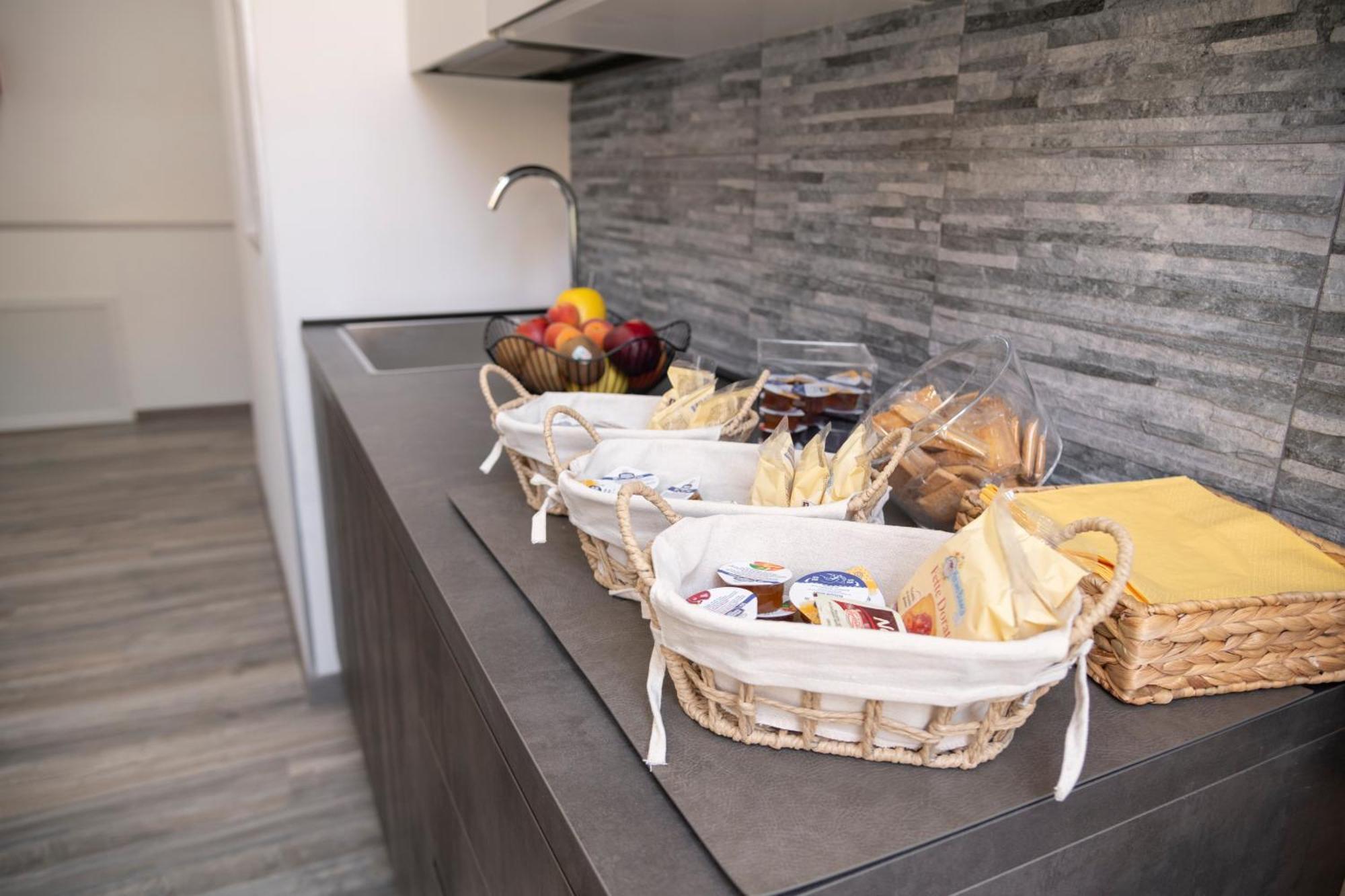 Trastevere Luxury Rooms Rome Bagian luar foto