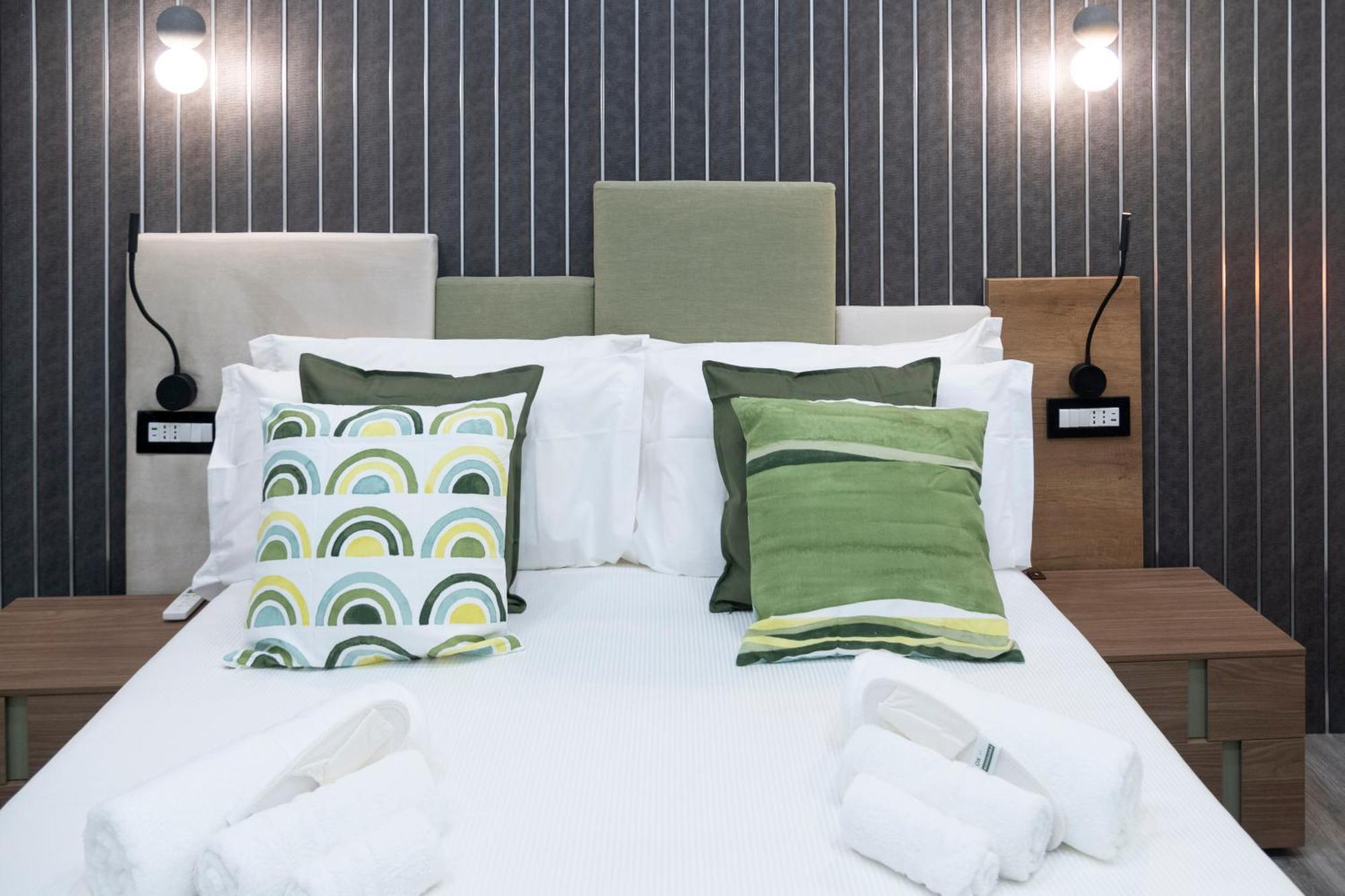 Trastevere Luxury Rooms Rome Bagian luar foto