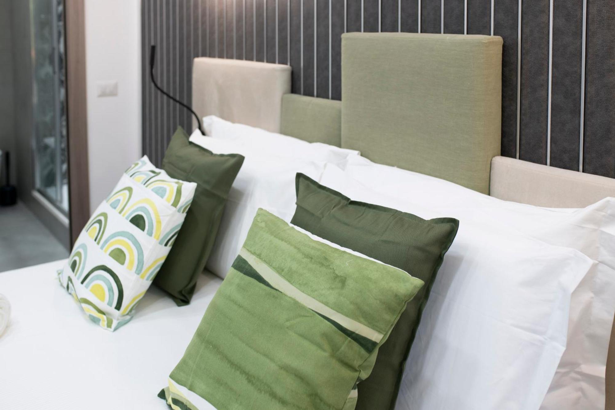 Trastevere Luxury Rooms Rome Bagian luar foto